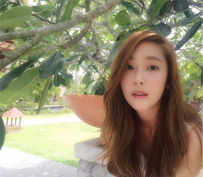 郑秀妍(Jung Soo Yeon、ジェシカ、チョンスヨン)Sy__Jessica素颜照壁纸