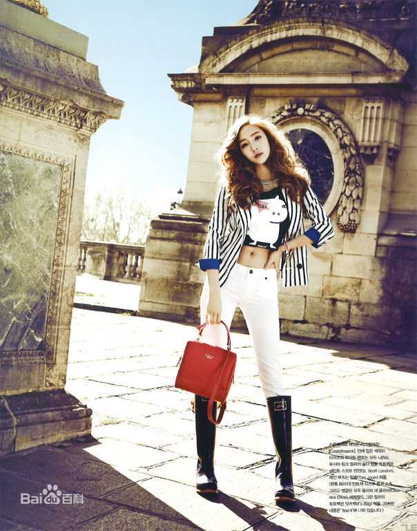 郑秀妍(Jung Soo Yeon、ジェシカ、チョンスヨン)杂志画报