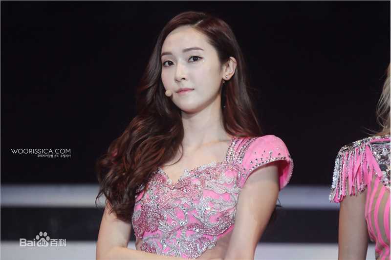 郑秀妍(Jung Soo Yeon、ジェシカ、チョンスヨン)演唱会饭拍壁纸壁纸