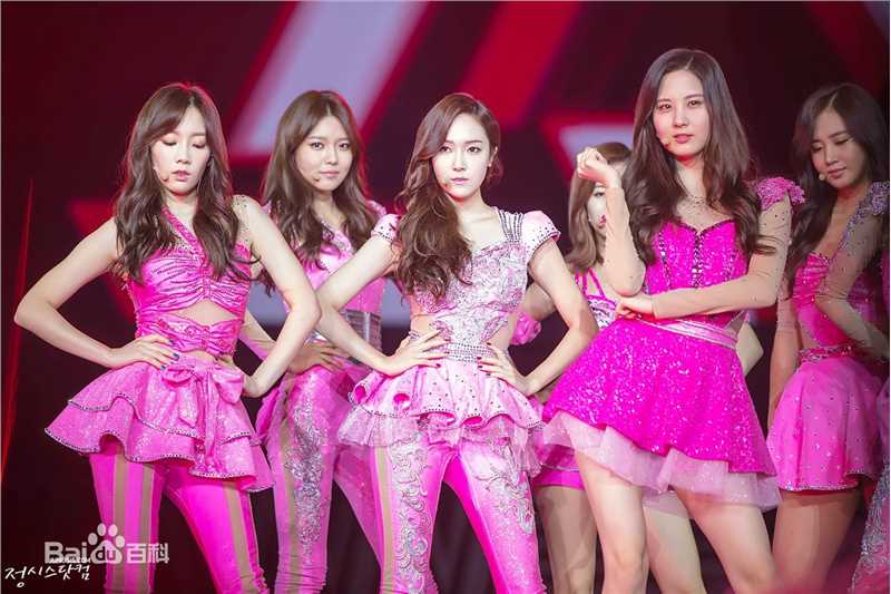 郑秀妍(Jung Soo Yeon、ジェシカ、チョンスヨン)演唱会饭拍壁纸壁纸