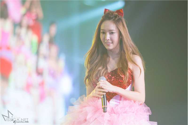 郑秀妍(Jung Soo Yeon、ジェシカ、チョンスヨン)演唱会饭拍壁纸壁纸