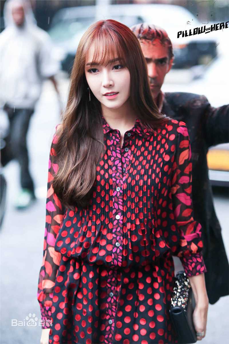 郑秀妍(Jung Soo Yeon、ジェシカ、チョンスヨン)150914 纽约时装周前后照片