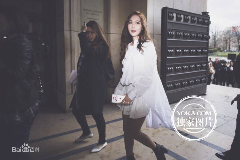 郑秀妍(Jung Soo Yeon、ジェシカ、チョンスヨン)160303 巴黎时装周图片图集
