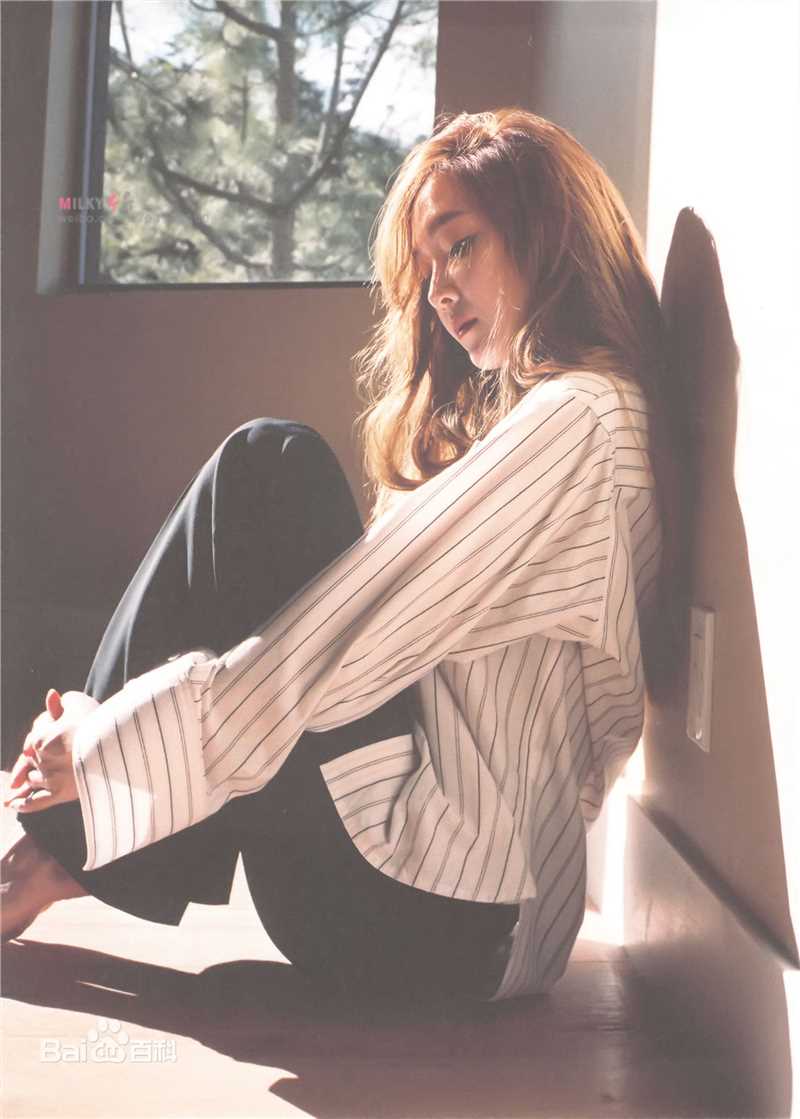 郑秀妍(Jung Soo Yeon、ジェシカ、チョンスヨン)最优质《withlove,j》相册