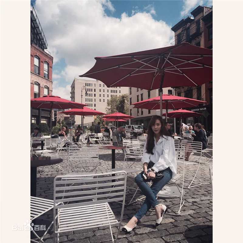 郑秀妍(Jung Soo Yeon、ジェシカ、チョンスヨン)旅行性感图片壁纸