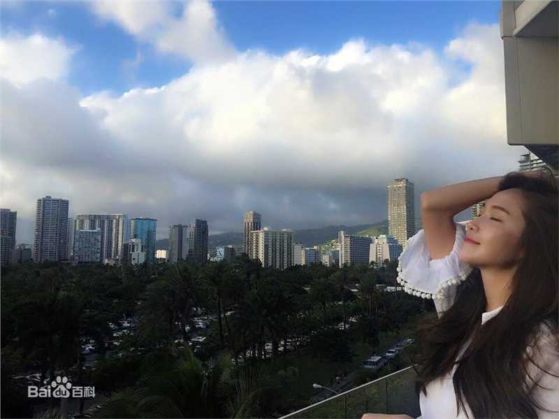 郑秀妍(Jung Soo Yeon、ジェシカ、チョンスヨン)旅行性感图片壁纸