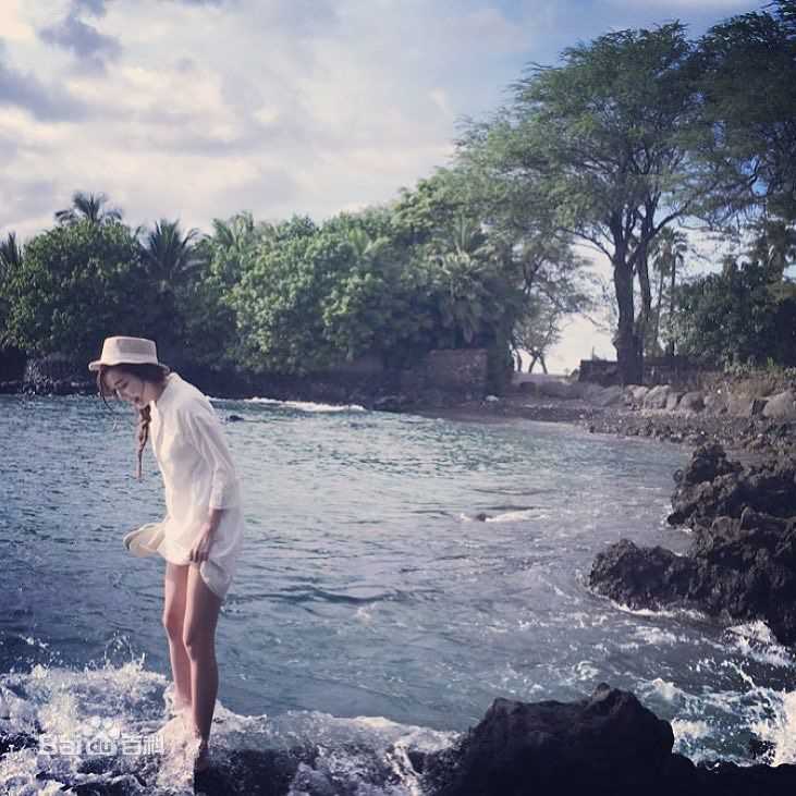 郑秀妍(Jung Soo Yeon、ジェシカ、チョンスヨン)旅行性感图片壁纸