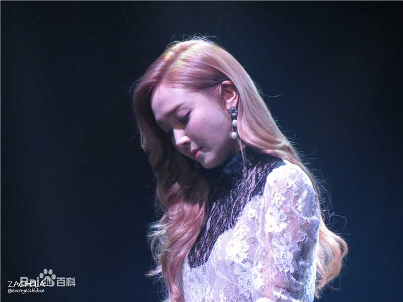 郑秀妍(Jung Soo Yeon、ジェシカ、チョンスヨン)showcase图册