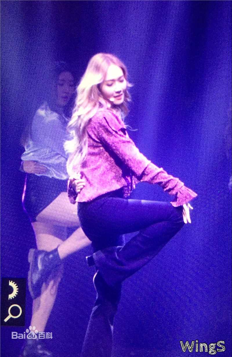 郑秀妍(Jung Soo Yeon、ジェシカ、チョンスヨン)showcase图册