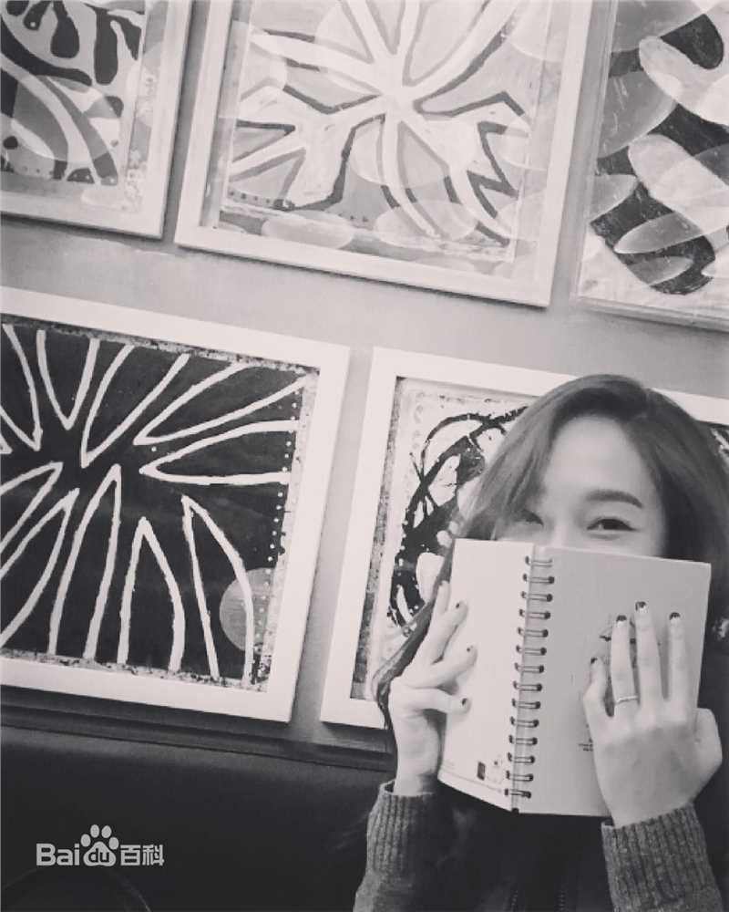 郑秀妍(Jung Soo Yeon、ジェシカ、チョンスヨン)ins图片图册