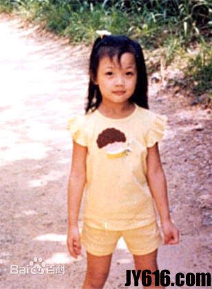 容祖儿(Joey Yung)儿时照片壁纸壁纸