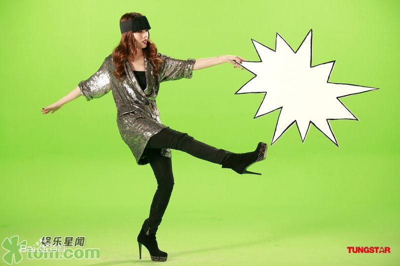 最新容祖儿(Joey Yung)在《世界小姐》MV中的壁纸