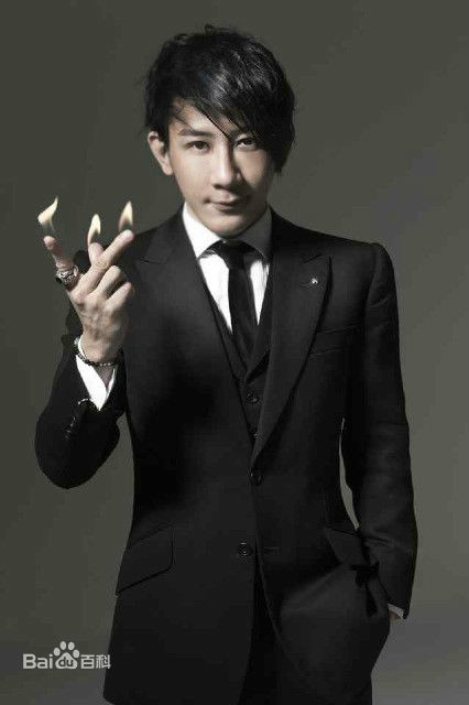 最优质刘谦(Louis Liu（路易斯·刘）)素颜照