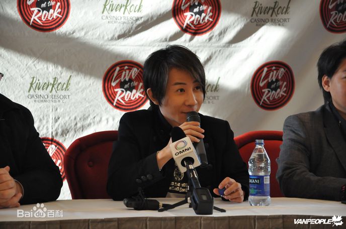 刘谦(Louis Liu（路易斯·刘）)2010年世界巡演发布会前后照片