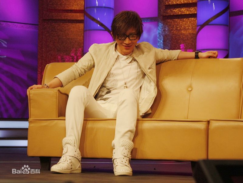 刘谦(Louis Liu（路易斯·刘）)鲁豫有约性感图片壁纸