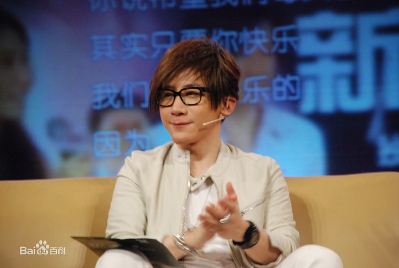 刘谦(Louis Liu（路易斯·刘）)鲁豫有约性感图片壁纸