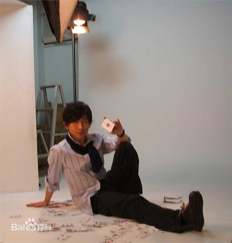 刘谦(Louis Liu（路易斯·刘）)魔法四部曲生活照相册