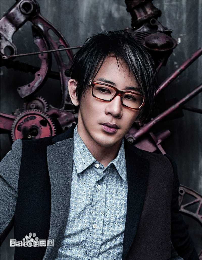 刘谦(Louis Liu（路易斯·刘）)个人照素颜照相册