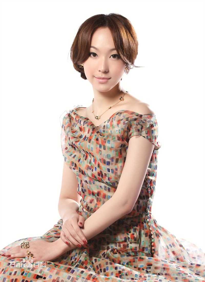 最优质刘喆莹(Queena)生活照