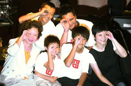 李烈出席的活动照片图册