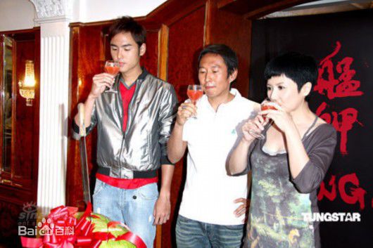 李烈出席的活动照片图册