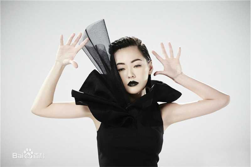 最新徐熙娣(Elephant Dee)在小S暗黑摇滚《心脏喷血》中的图集