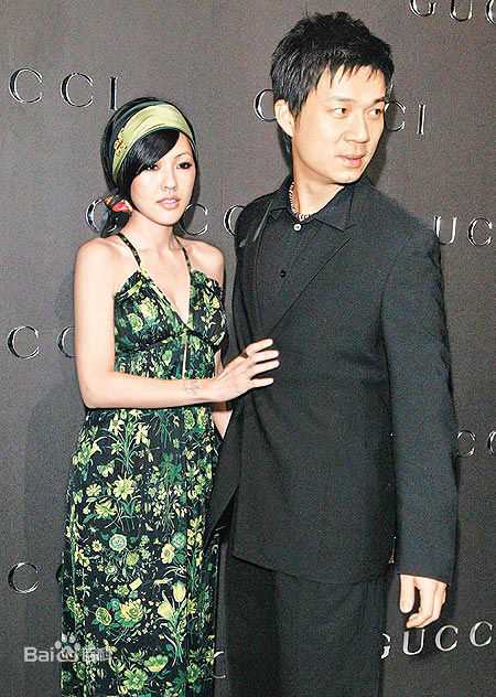 徐熙娣(Elephant Dee)与丈夫、女儿生活照