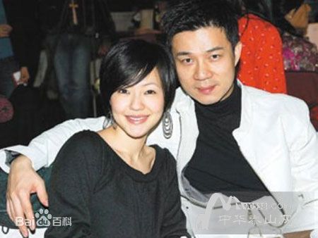 徐熙娣(Elephant Dee)与丈夫、女儿生活照