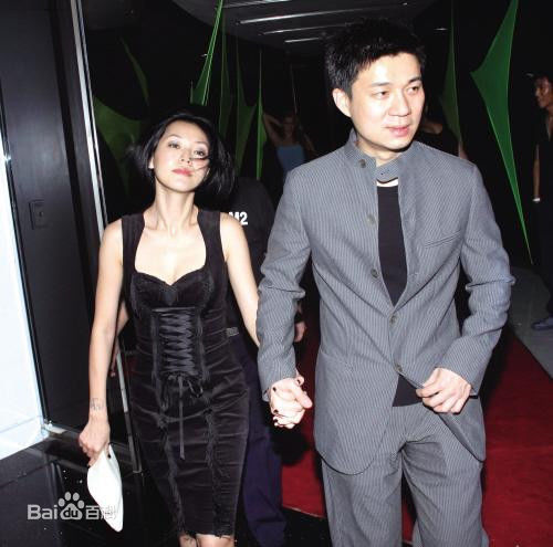 徐熙娣(Elephant Dee)与丈夫、女儿生活照