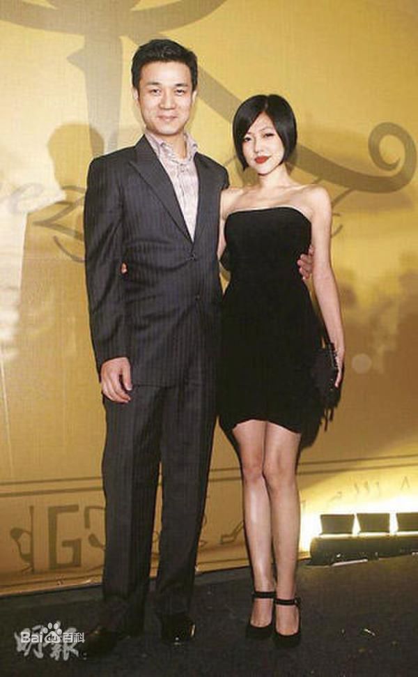 徐熙娣(Elephant Dee)与丈夫、女儿生活照