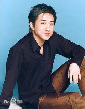 庾澄庆(Harlem Yu)演出照前后照片