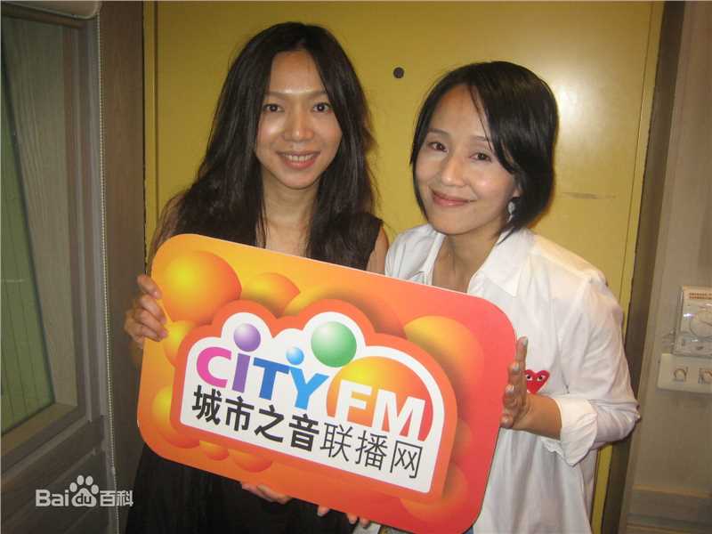 李明依(Emi Lee)前后照片