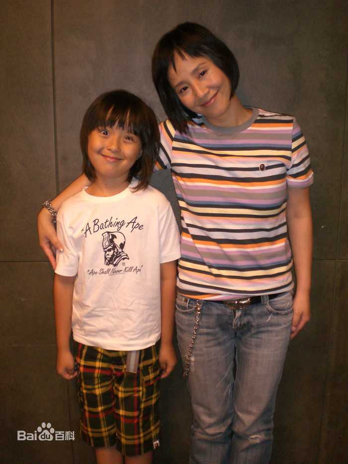 李明依(Emi Lee)前后照片