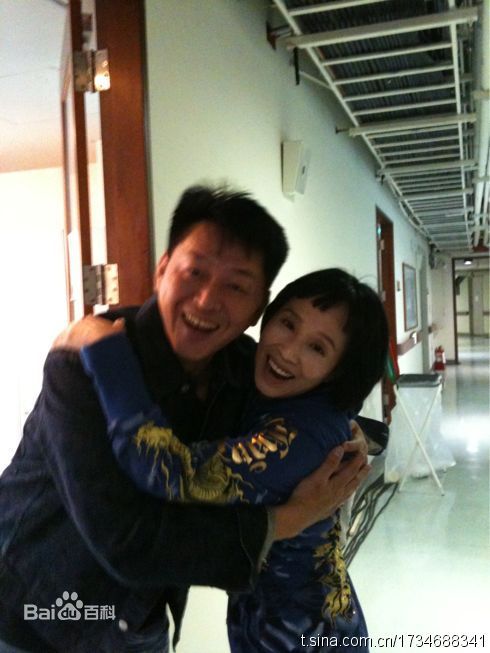 李明依(Emi Lee)前后照片