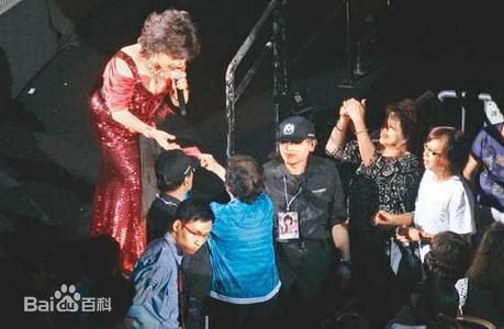 朱(Choo Mi Mi)出席活动照前后照片