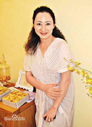 最新谢宁(Charlene Tse)性感图片