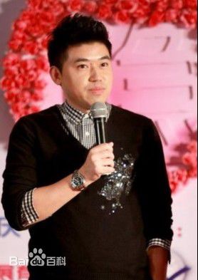 叶念琛(Patrick Kong)前后照片