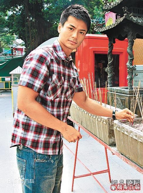 精选罗仲谦(Chung Him Law、Him)