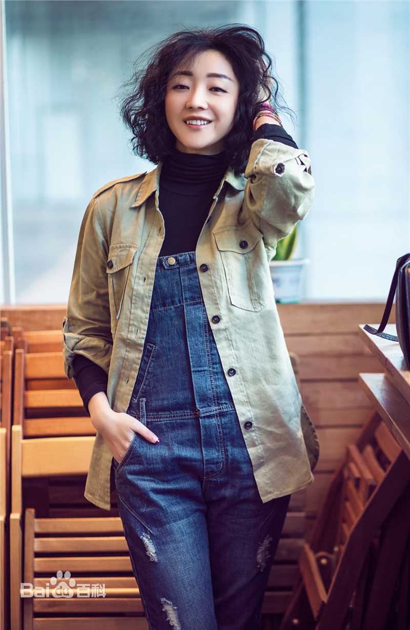 张瑶(YIYAD)生活照