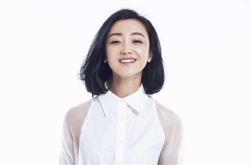 张瑶(YIYAD)生活照