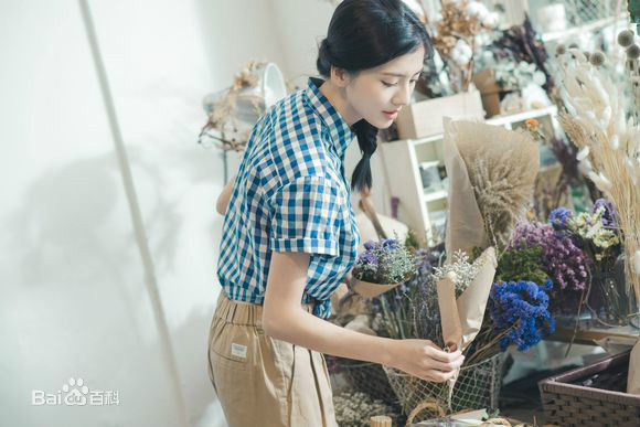 吴千语(Karena Ng)花样少女图片图册