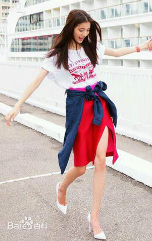 吴千语(Karena Ng)街拍图片图册