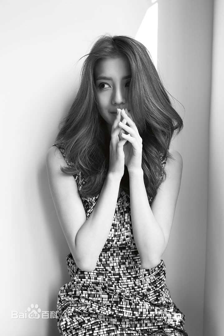 最新吴千语(Karena Ng)图片