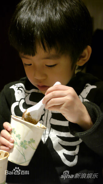 谢振轩(Lucas Tse)2011年照片图册