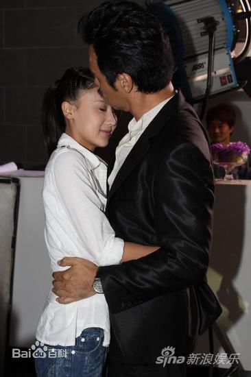 最新甘薇(Gan Vei)在电影《之地》花絮中的图集