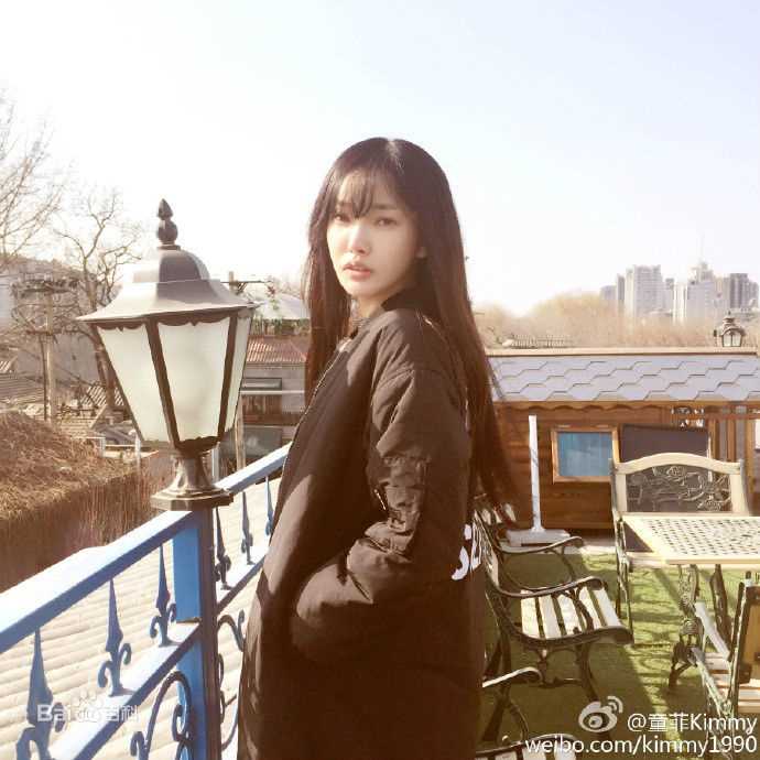 童菲(Kimmy)生活照壁纸壁纸