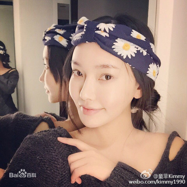 童菲(Kimmy)生活照壁纸壁纸