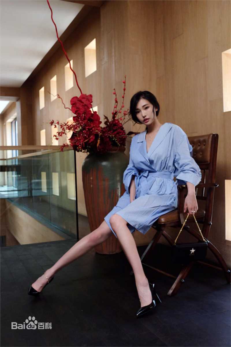 童菲(Kimmy)街拍壁纸壁纸