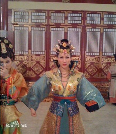 钟嘉欣(Linda Chung)2011年《乐府藏龙》最优质剧照