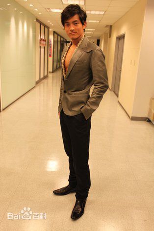 王宥胜(Chris Wang)金钟奖图册